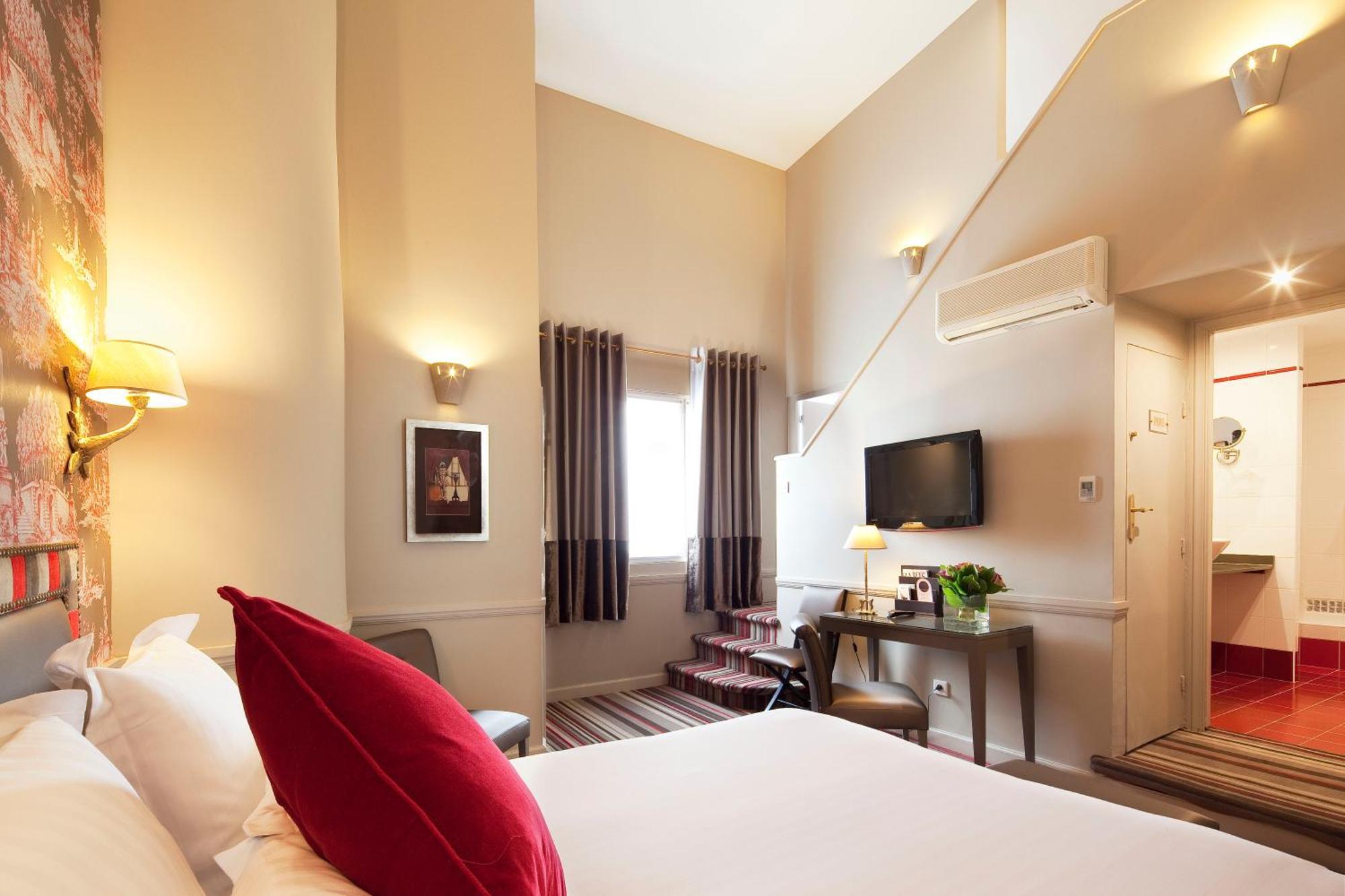 Hotel Des Comedies Париж Екстериор снимка
