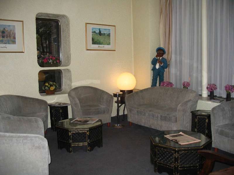 Hotel Des Comedies Париж Екстериор снимка